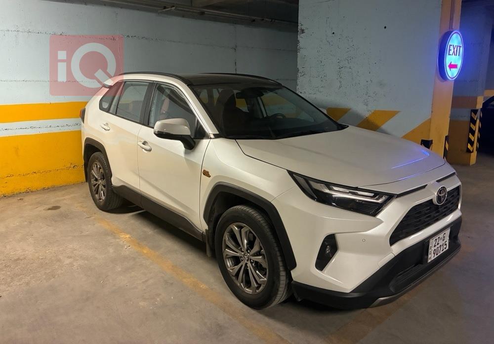 تويوتا راف 4